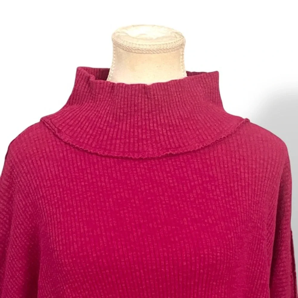 We The Free People Pink Funnel Neck Hi Low‎ Hem Knit Boho Casual Sweater Medium